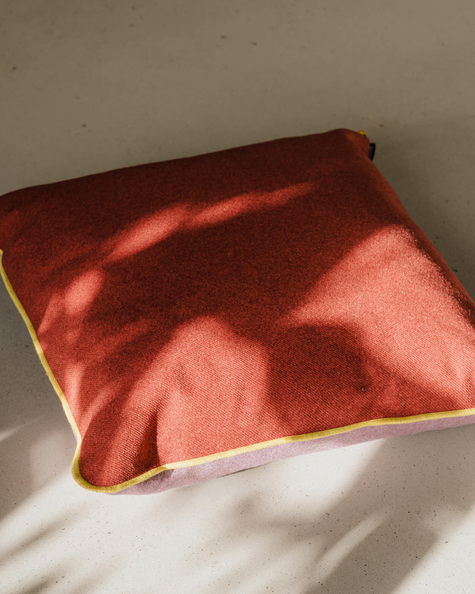 Dvu Cushion with Insert - 40 x 40 cm - Image 6