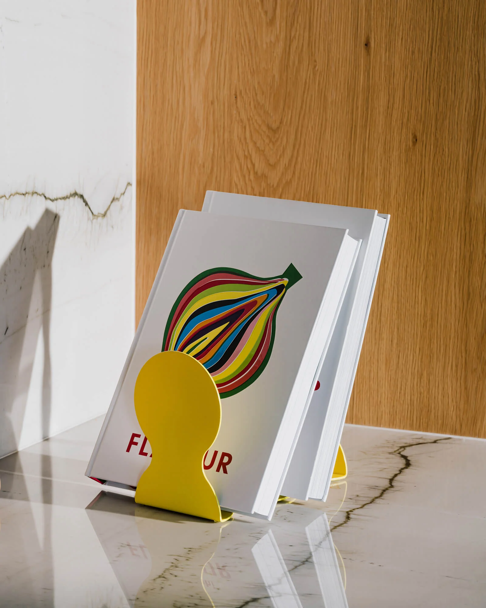 Fala Bookend - Image 5