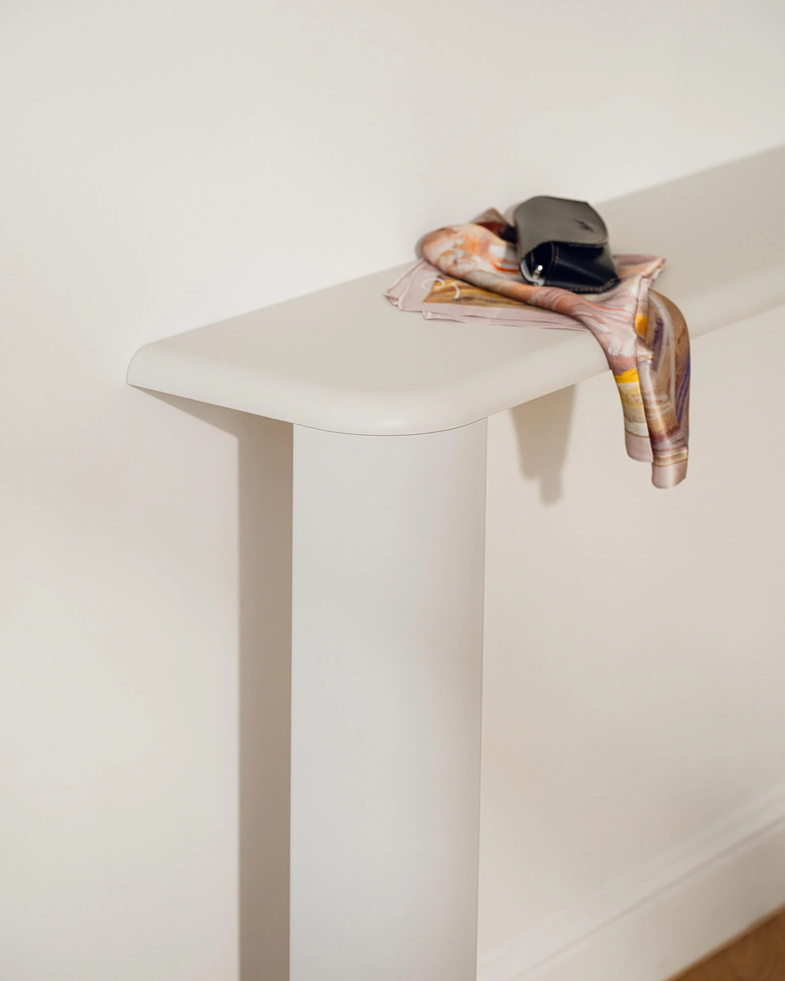 Fli Console Table - Image 6