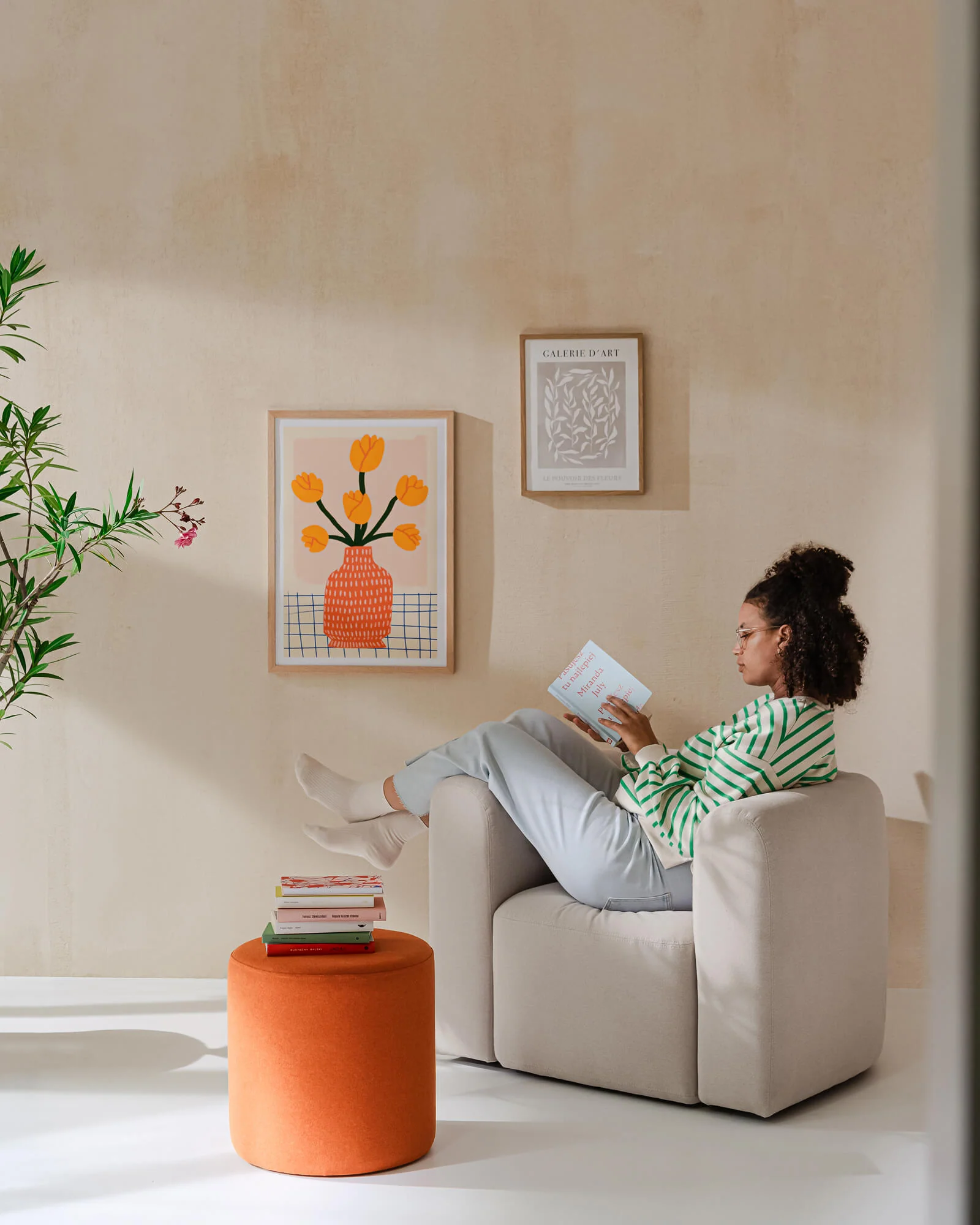 Flom Armchair - Image 4
