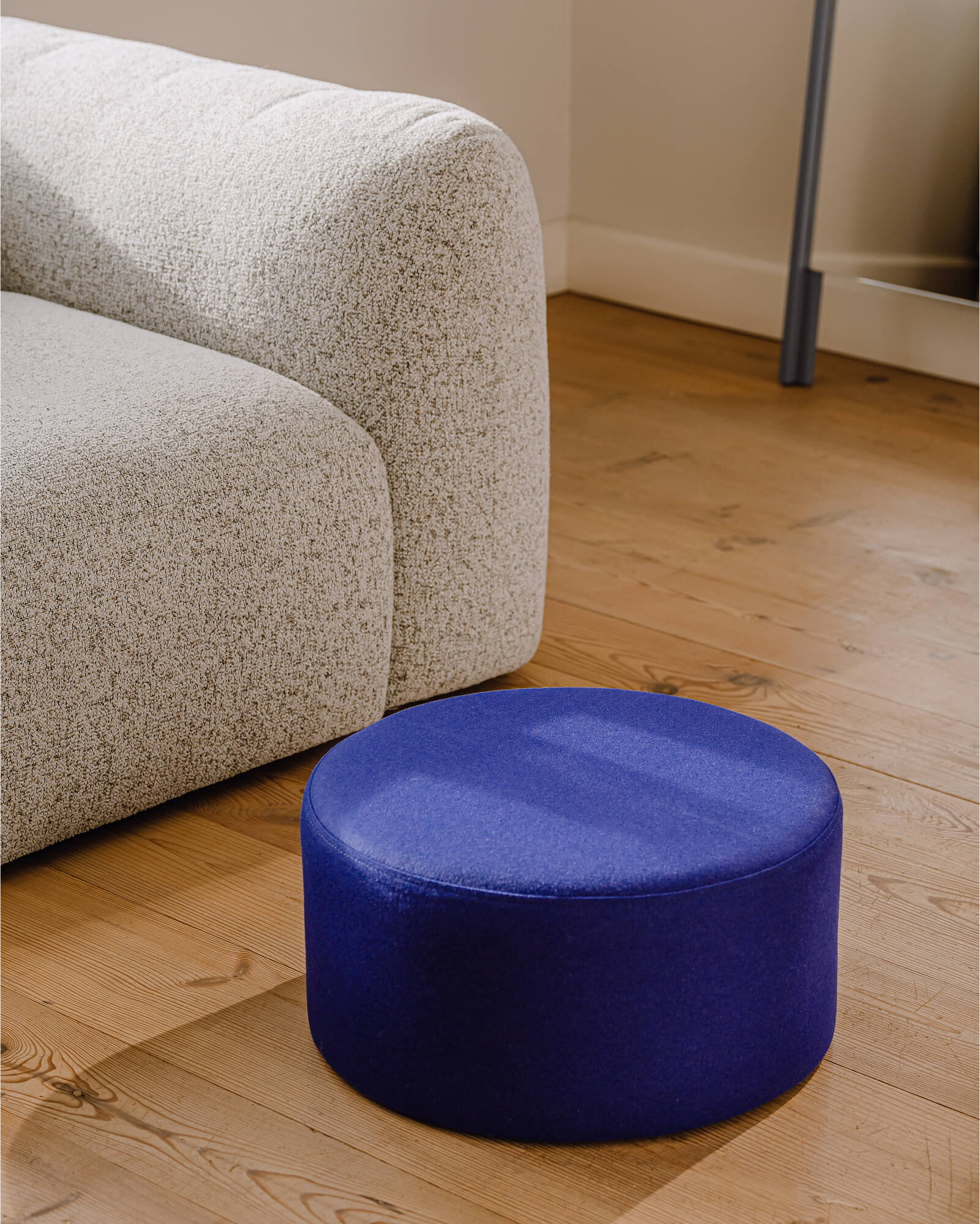 Folk Pouf - low - Image 10