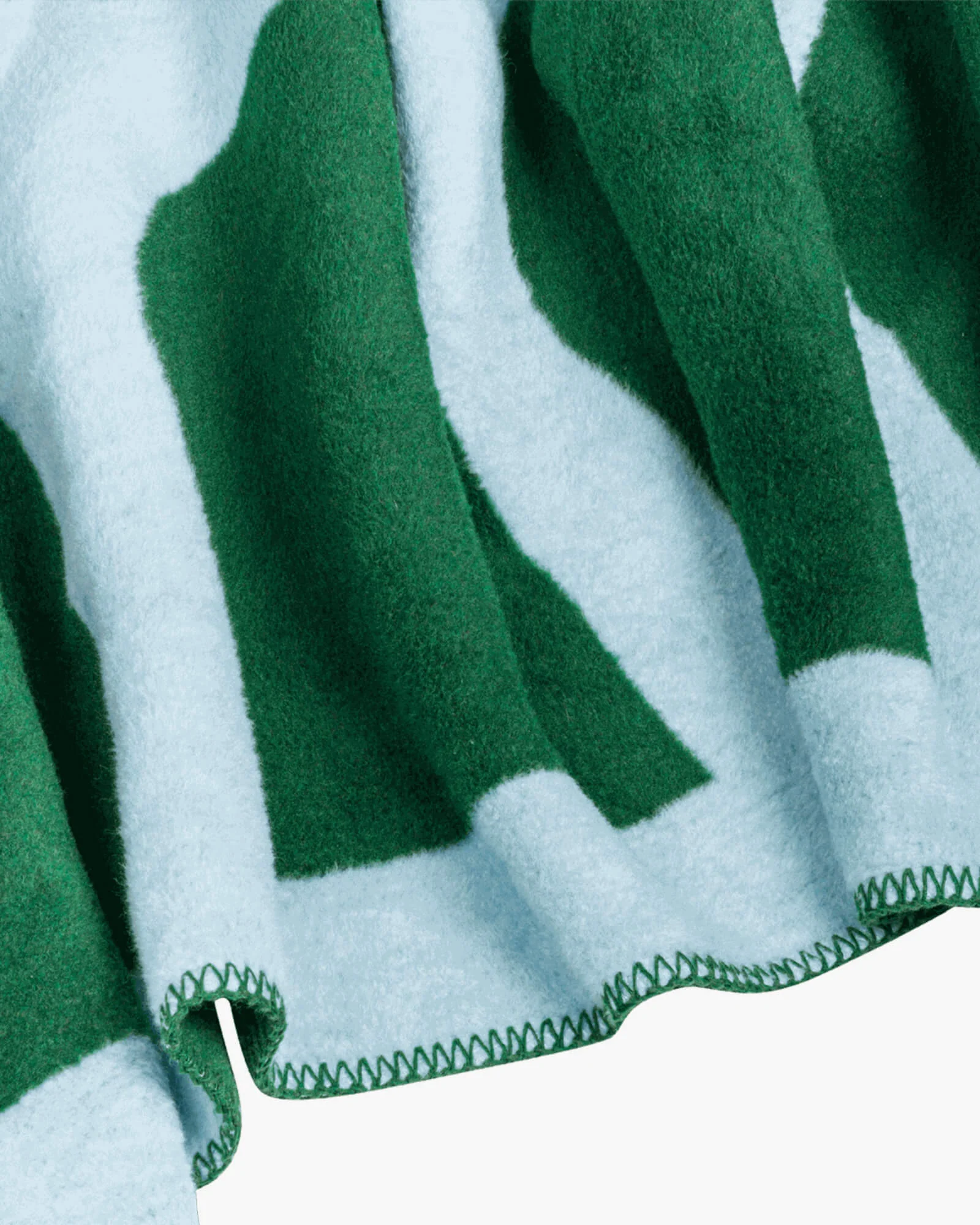 Gilli Throw - Image 6