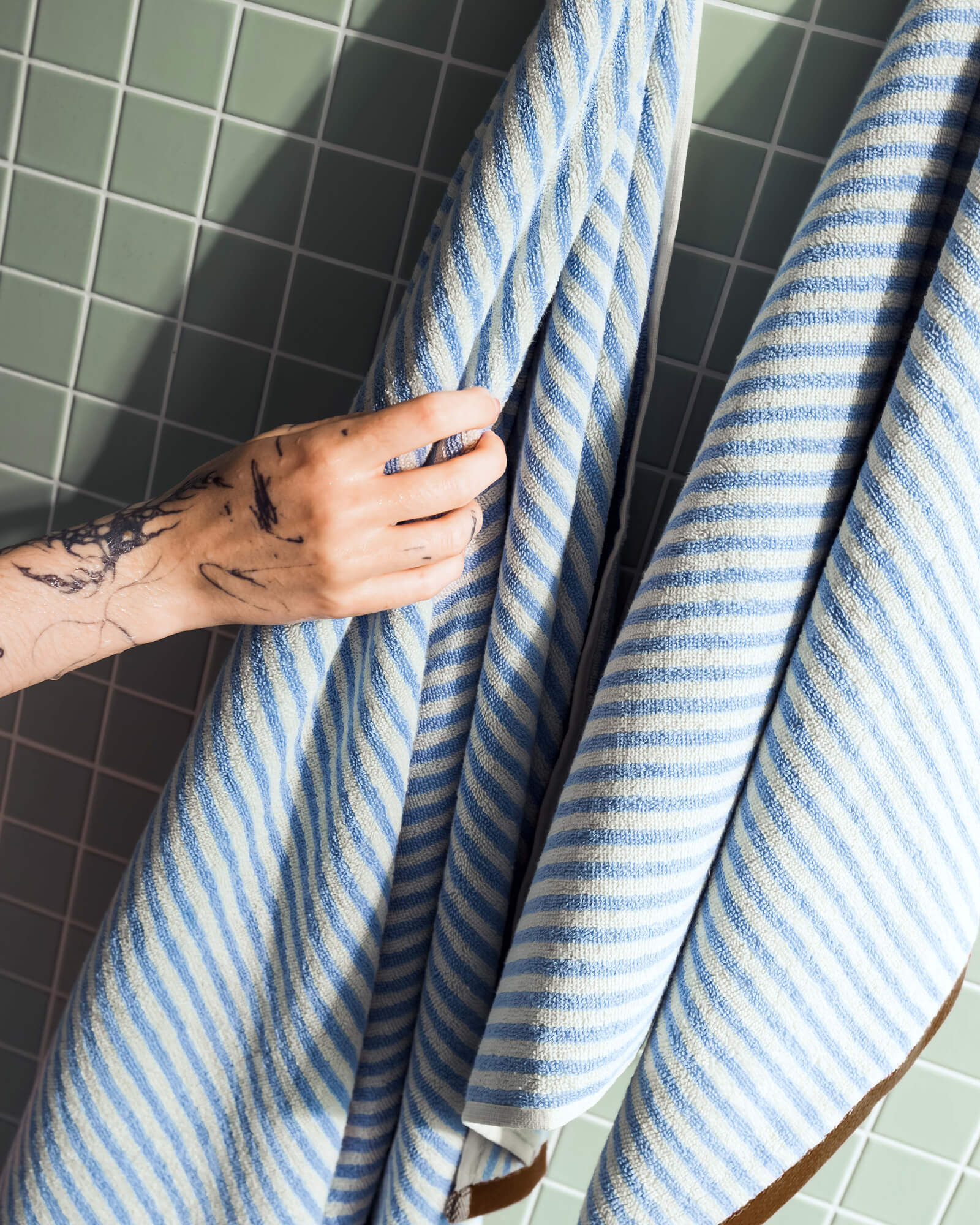 Gobo Bath Towel - Image 5