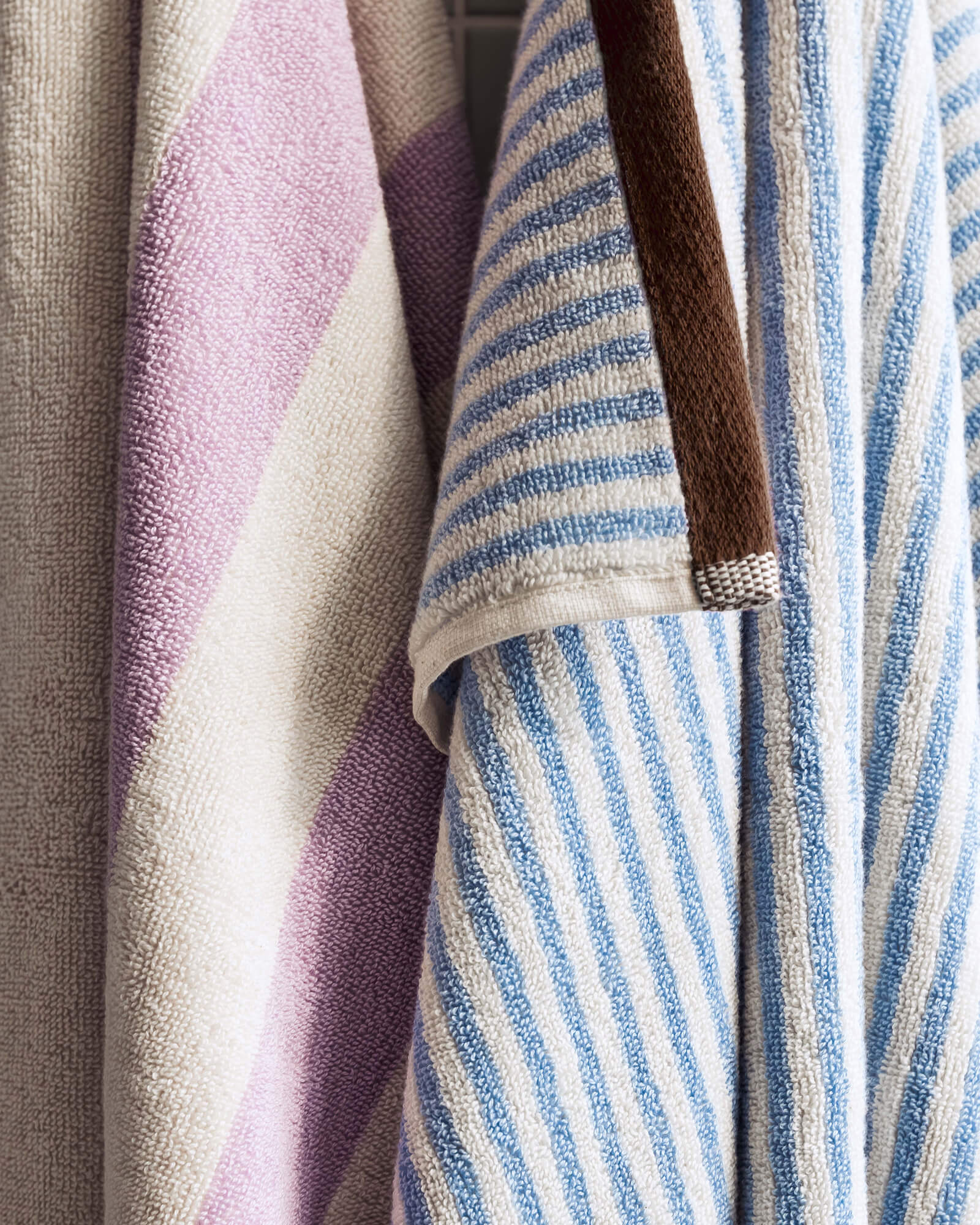 Gobo Bath Towel - Image 9