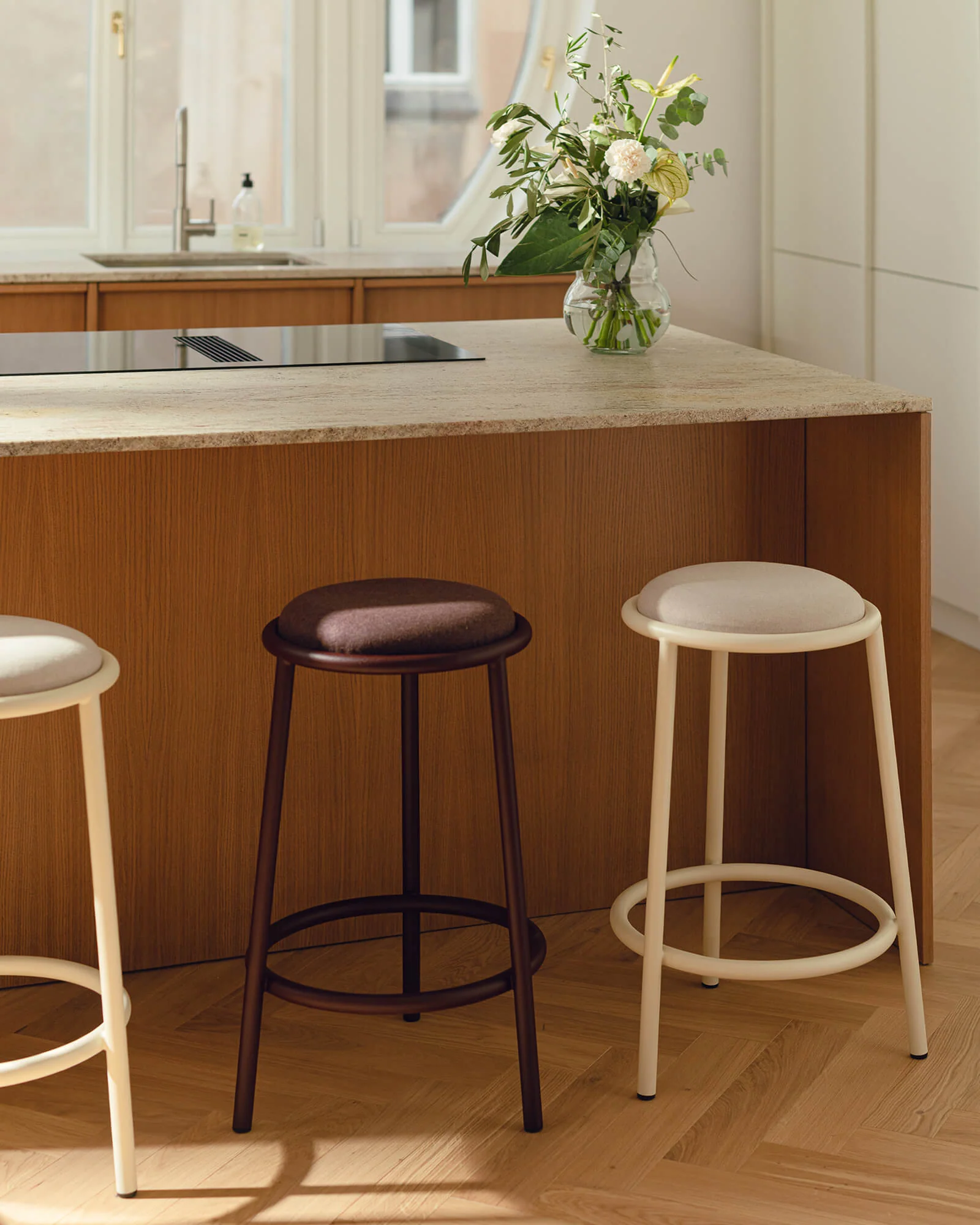 Hogo Bar Stool - Image 15