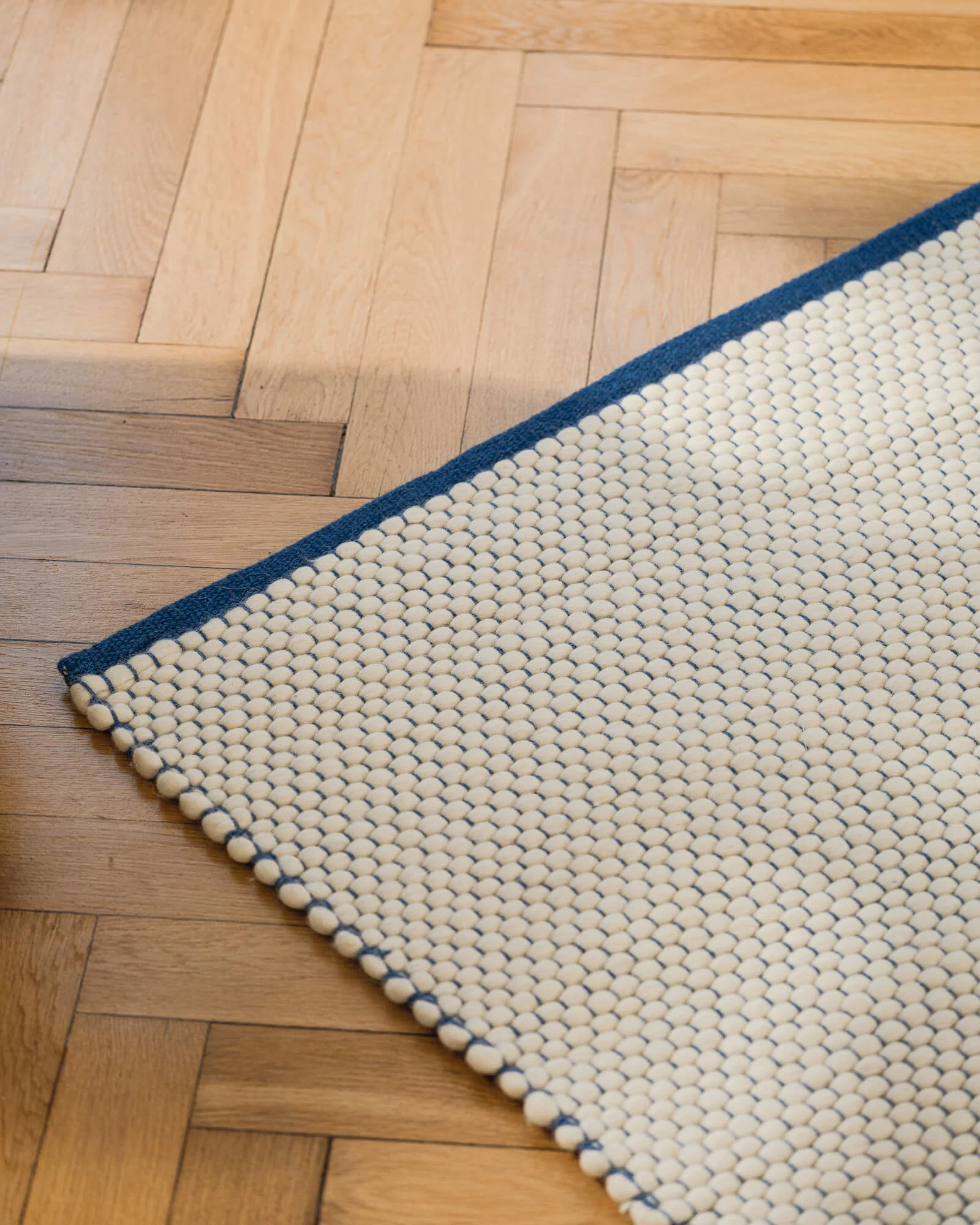 Lenu Rug - Image 16