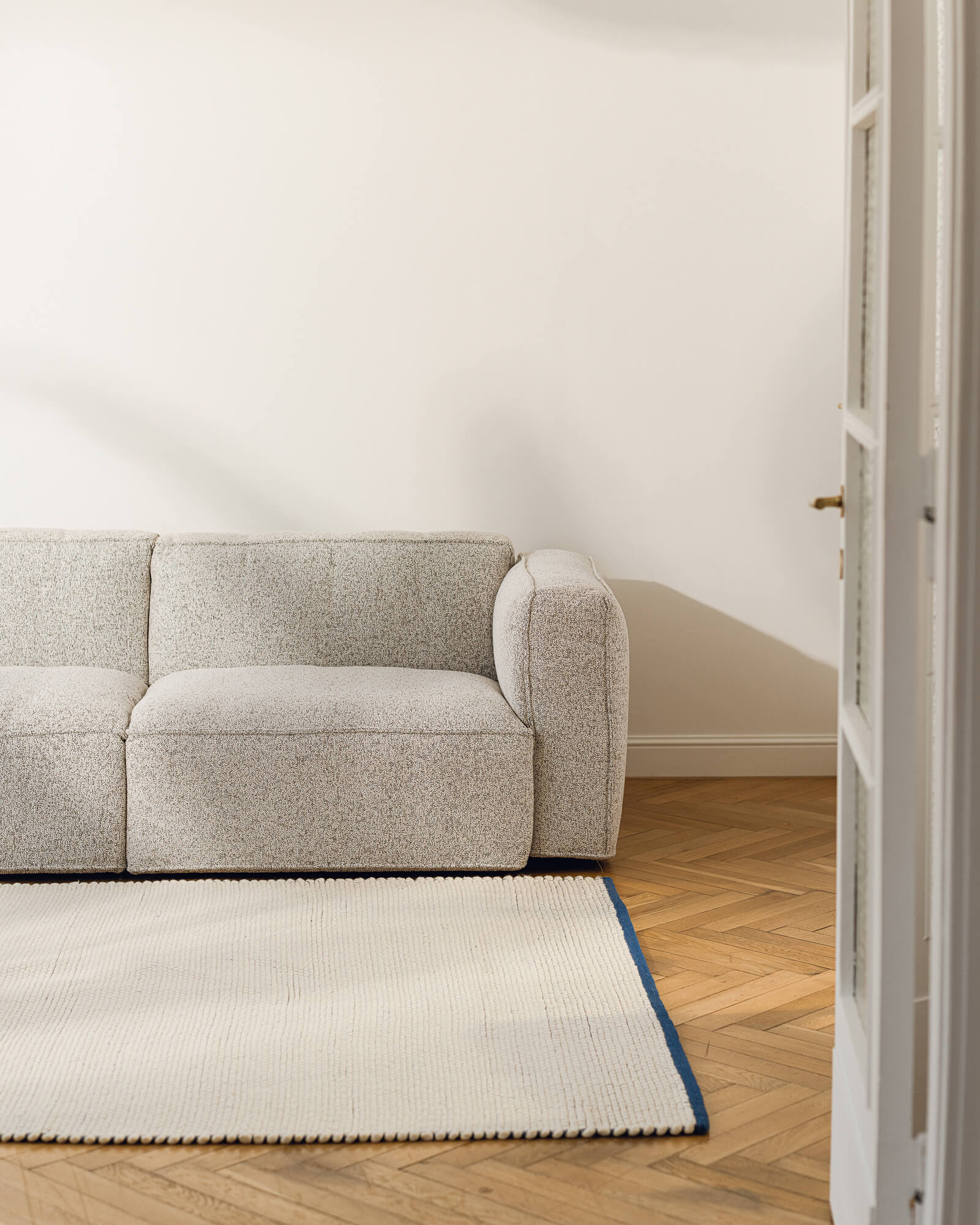 Lobi Sofa 4-seater corner - Image 3