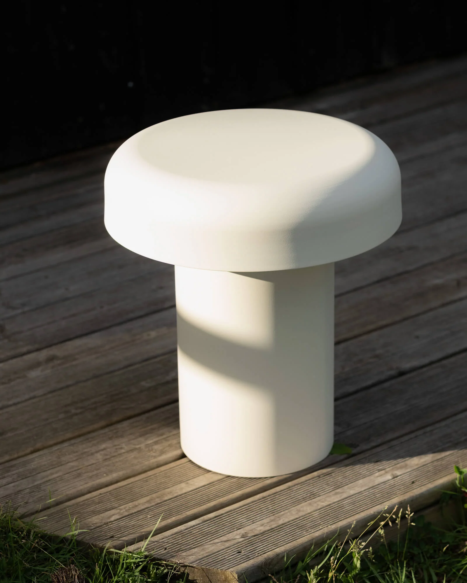 Miko Outdoor Side Table - Image 4