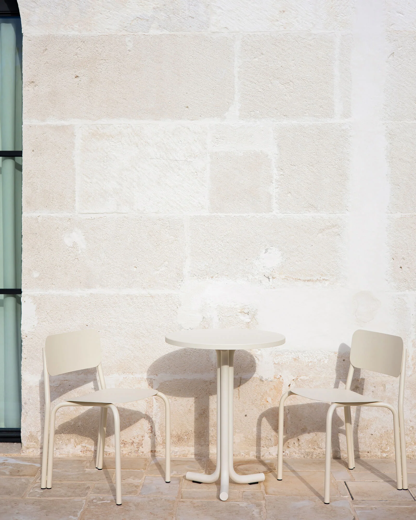 Nokk Cafe Table & 2x Kei Chair Bundle - Image 12