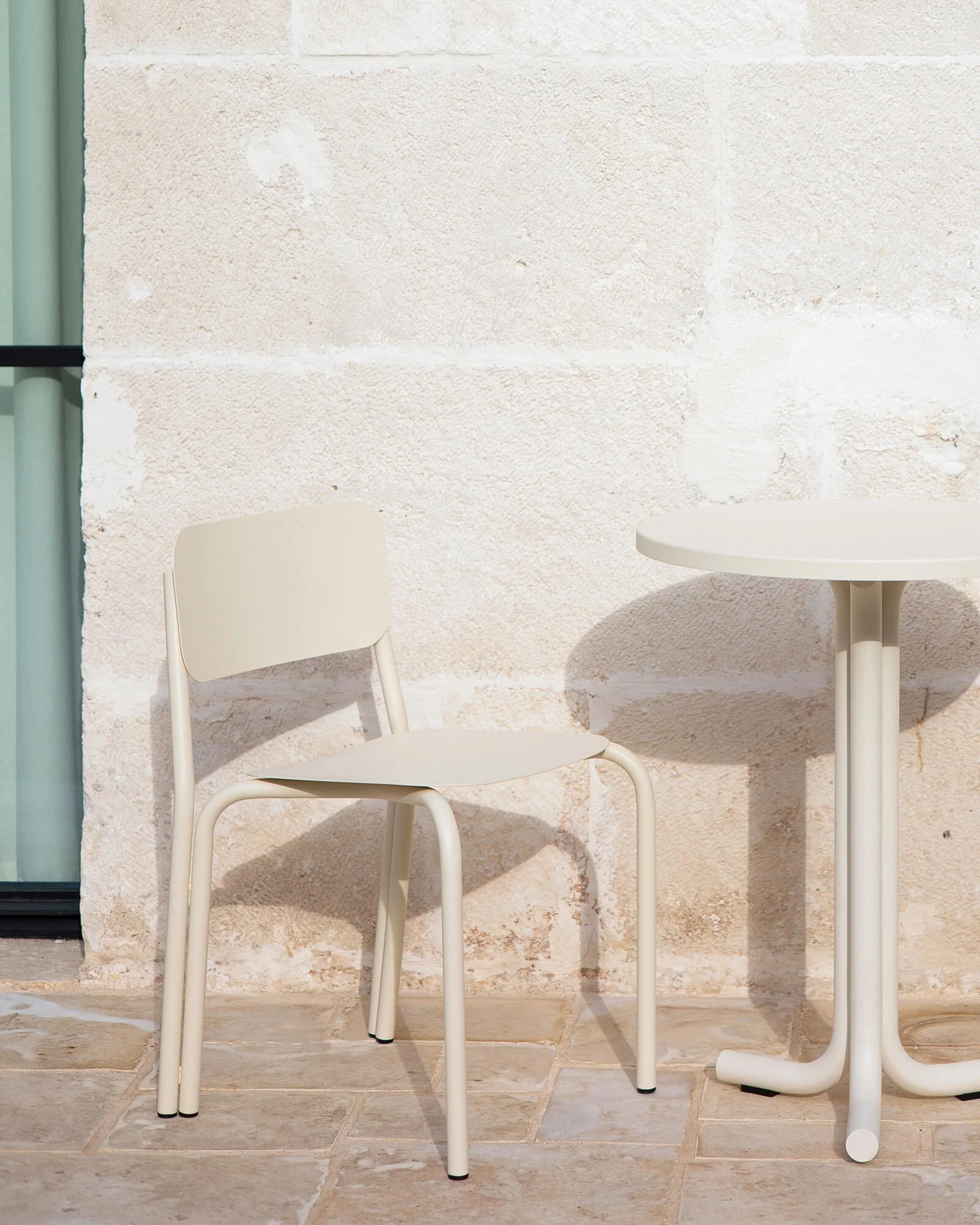 Nokk Cafe Table & 2x Kei Chair Bundle - Image 8