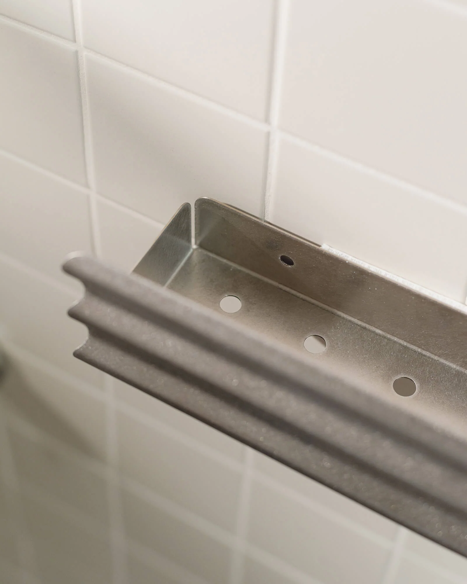Olbi Shower Shelf - Image 3