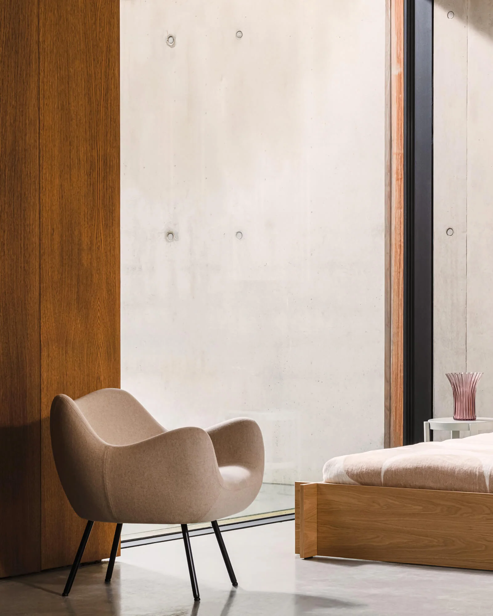 RM58 Armchair - Image 7