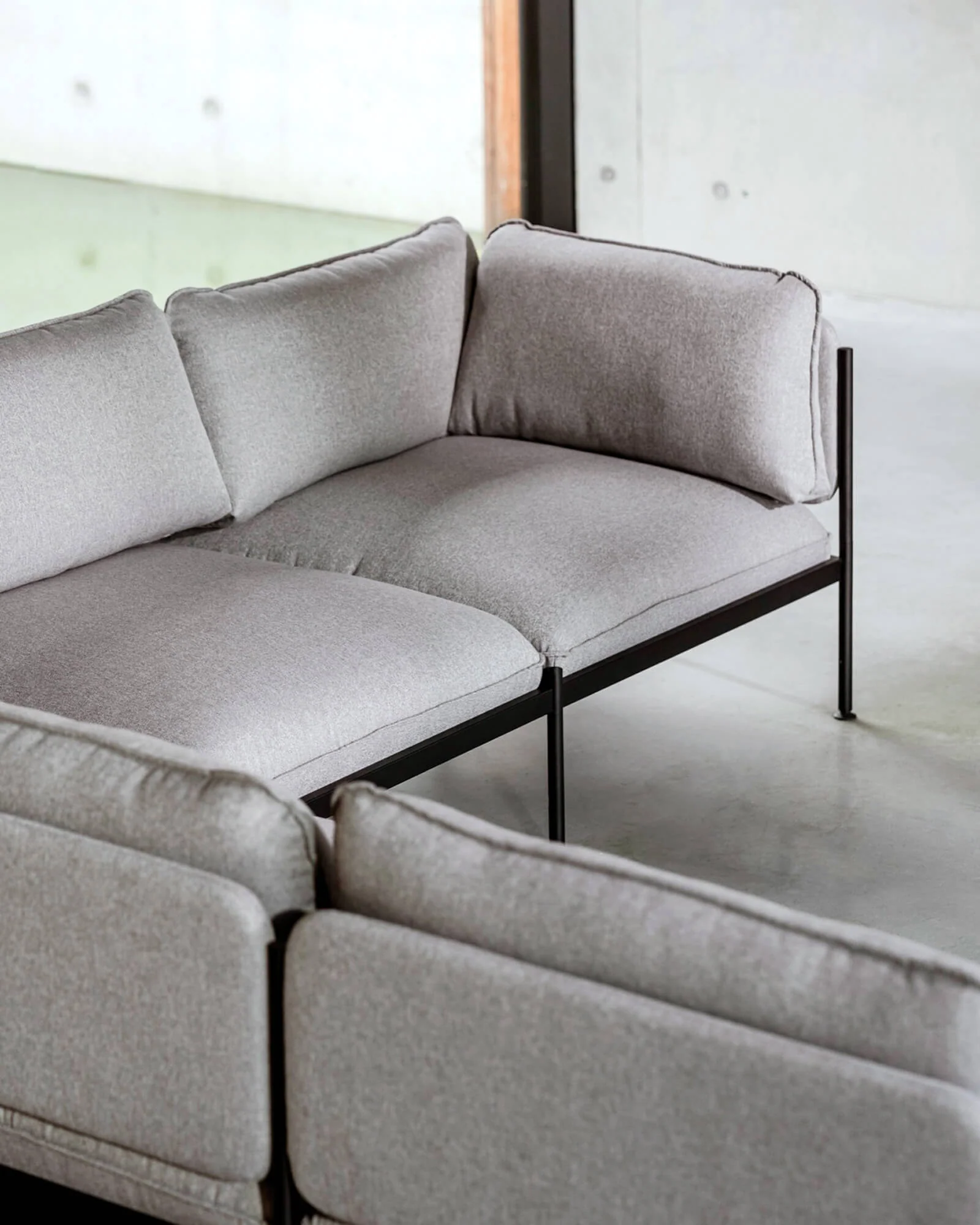 Toom Modular Sofa 6-seater - Image 5