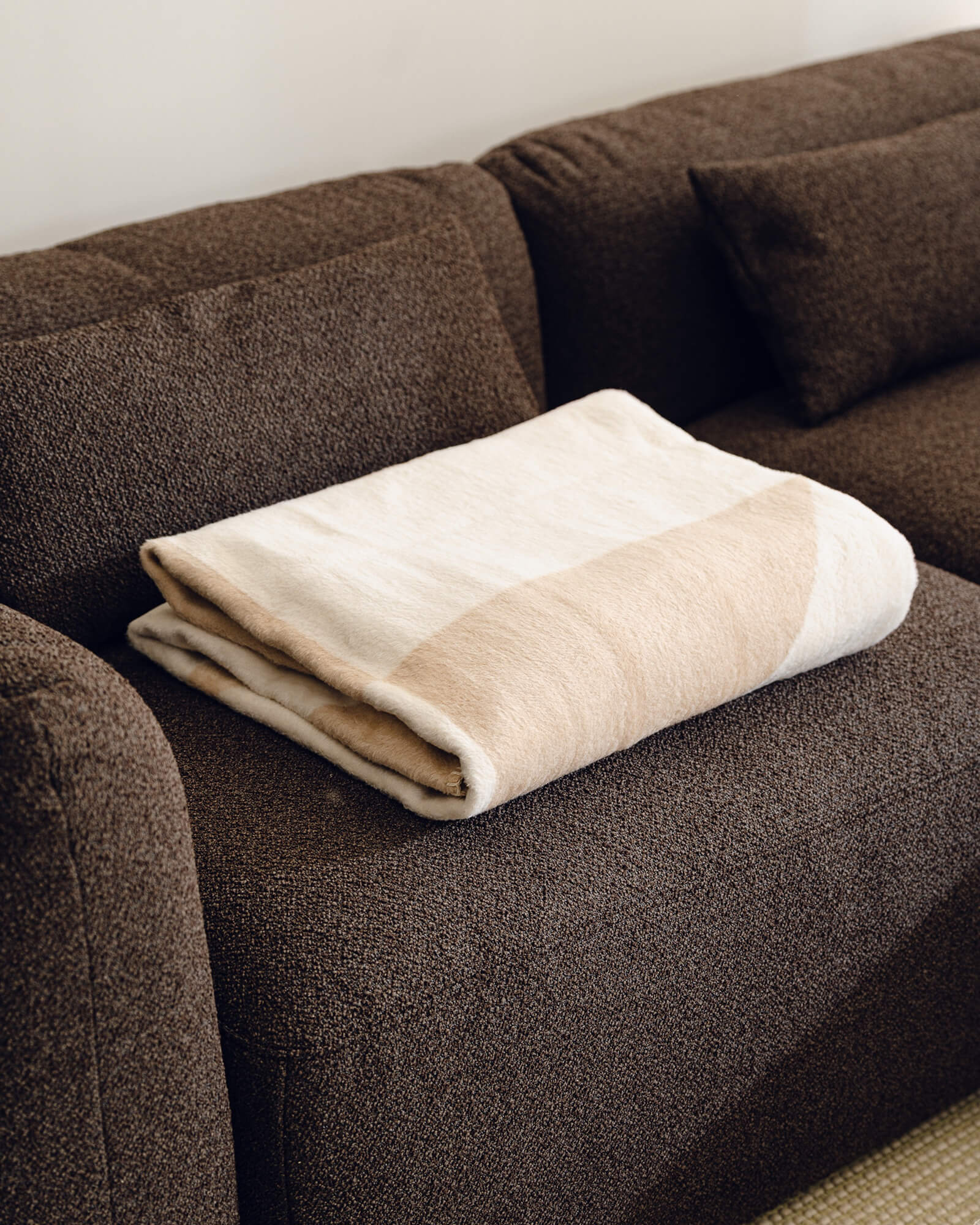 Tul Throw - Image 16